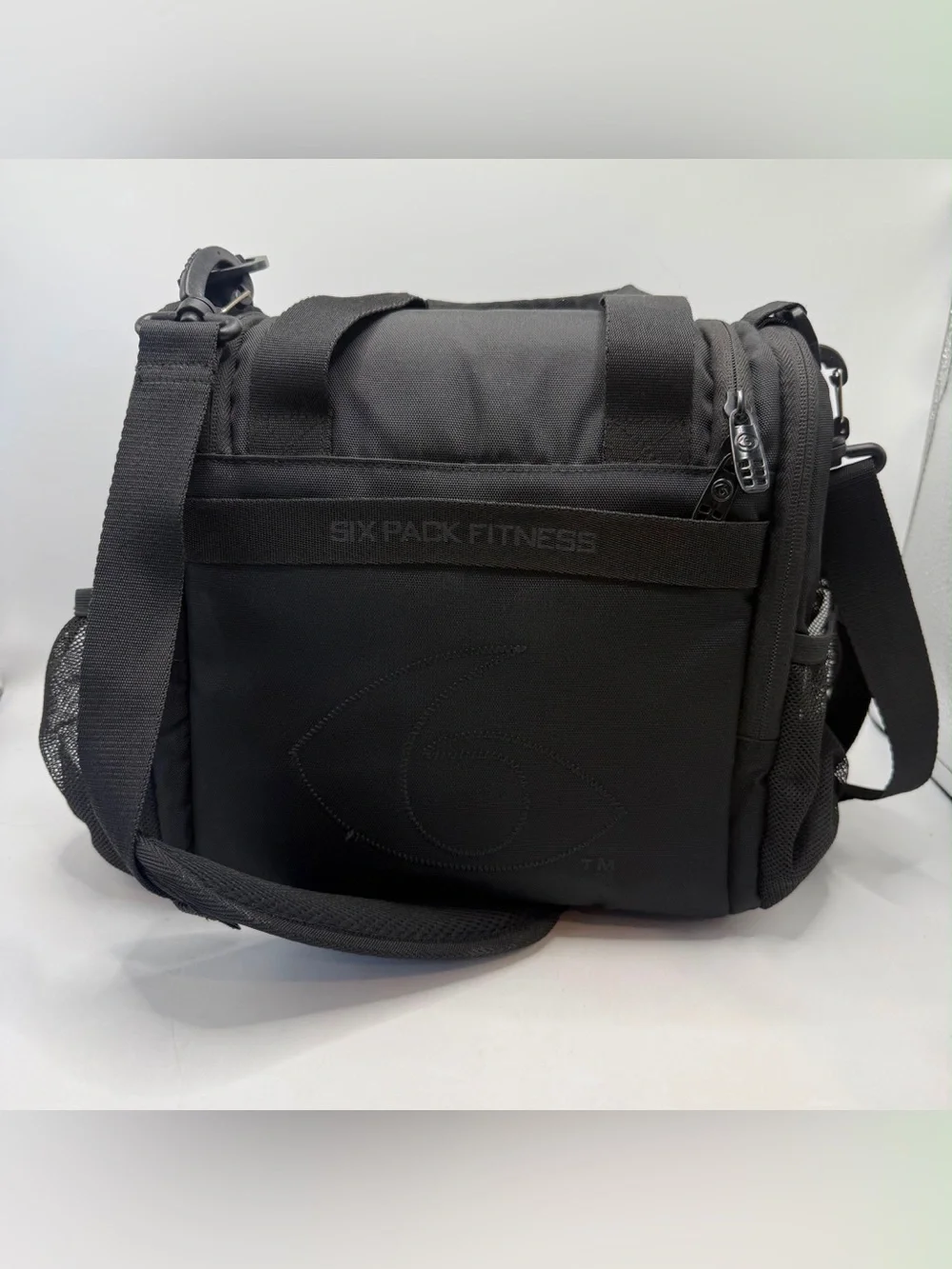 Six Pack Fitness Meal Prep Bag Black Insulated Travel Gym Cooler Shoulder Bag